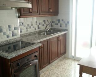 Kitchen of Flat to rent in  Granada Capital  with Terrace and Balcony