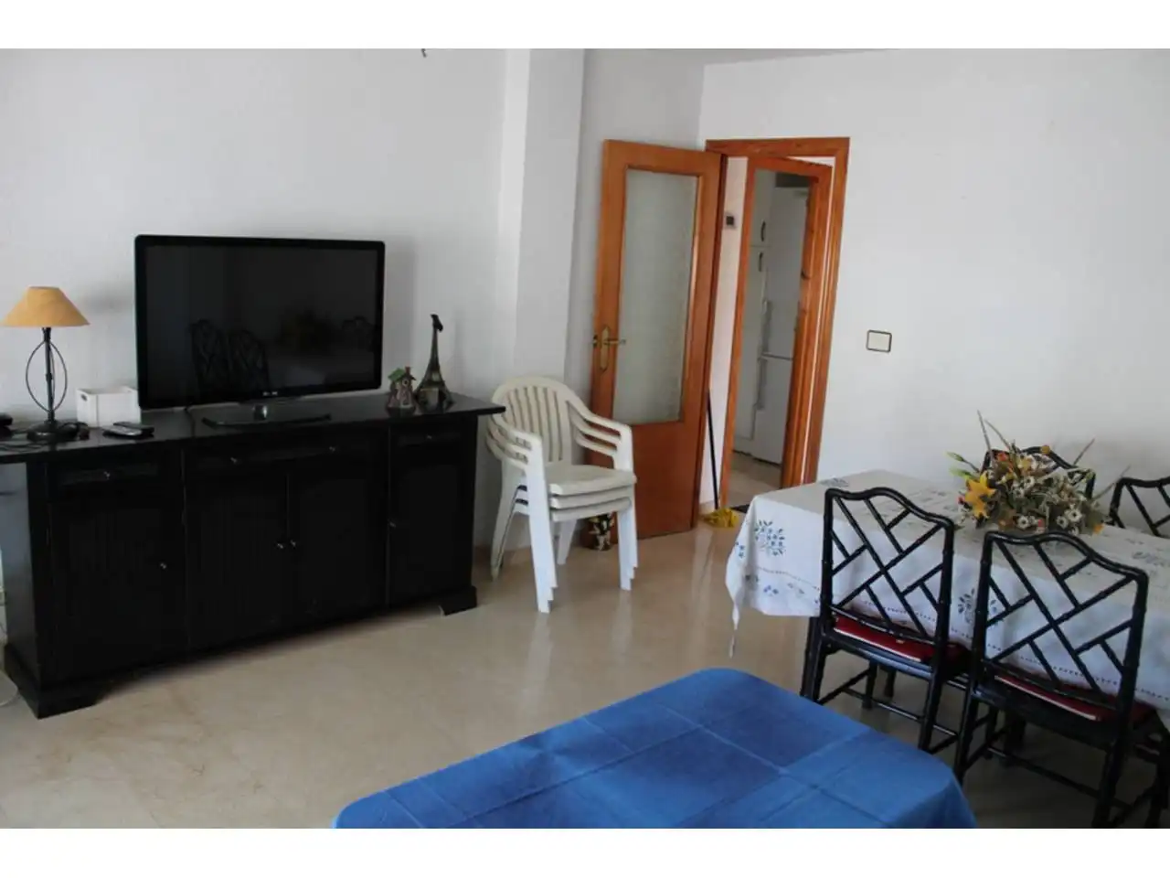 Sala d'estar de Apartament de lloguer en Almuñécar amb Aire condicionat, Terrassa i Moblat