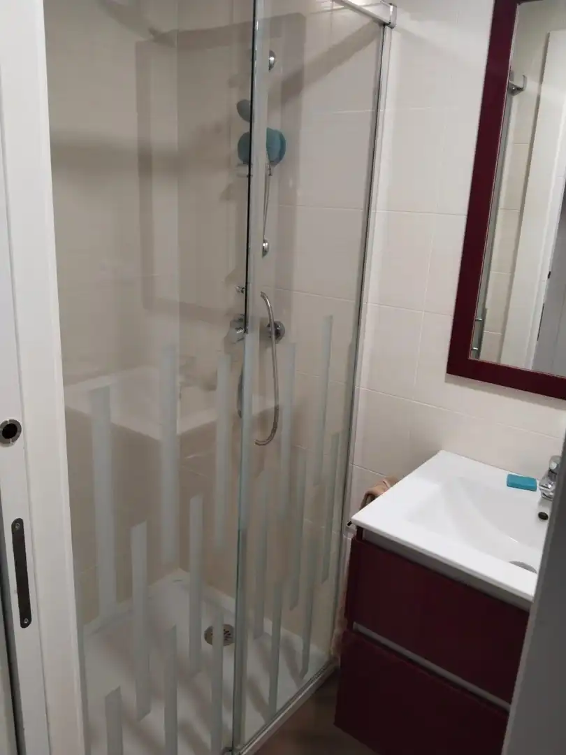 Bany de Casa adosada en venda en Albacete amb Aire condicionat, Calefacció i Jardí privat