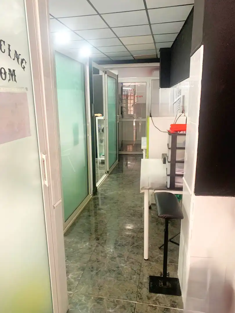 Business premises for sale in Calle Santa Rosalía, imagen 3