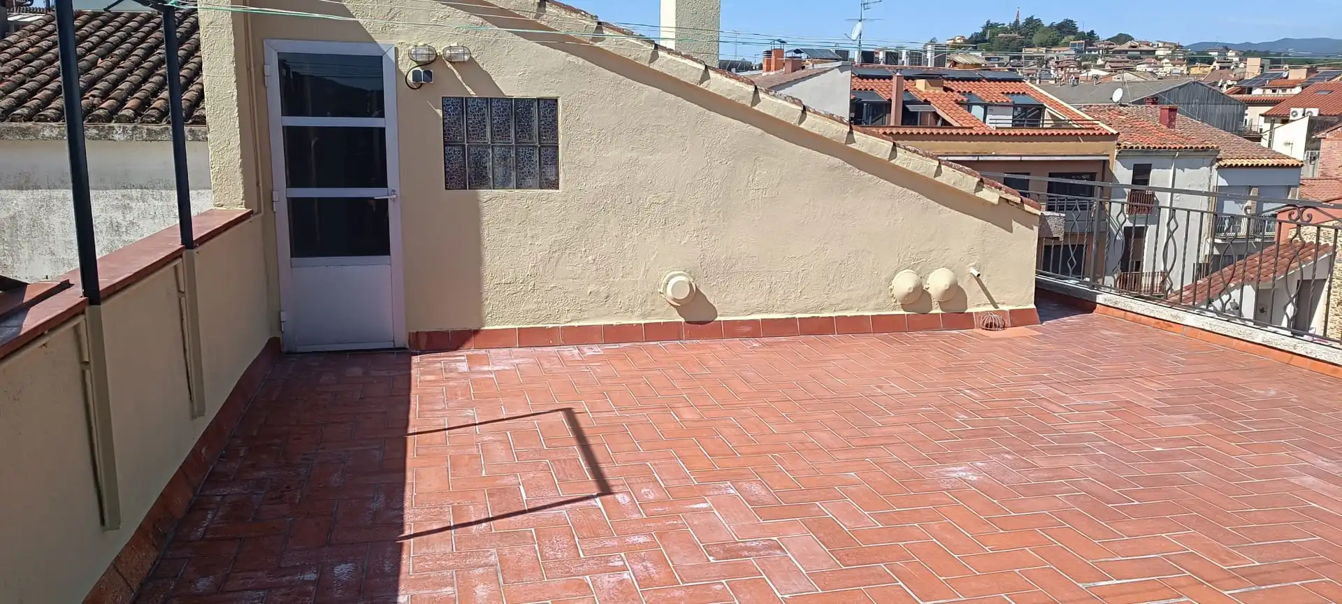Terraza de Piso en venta en Sant Celoni con Calefacción, Terraza y Horno