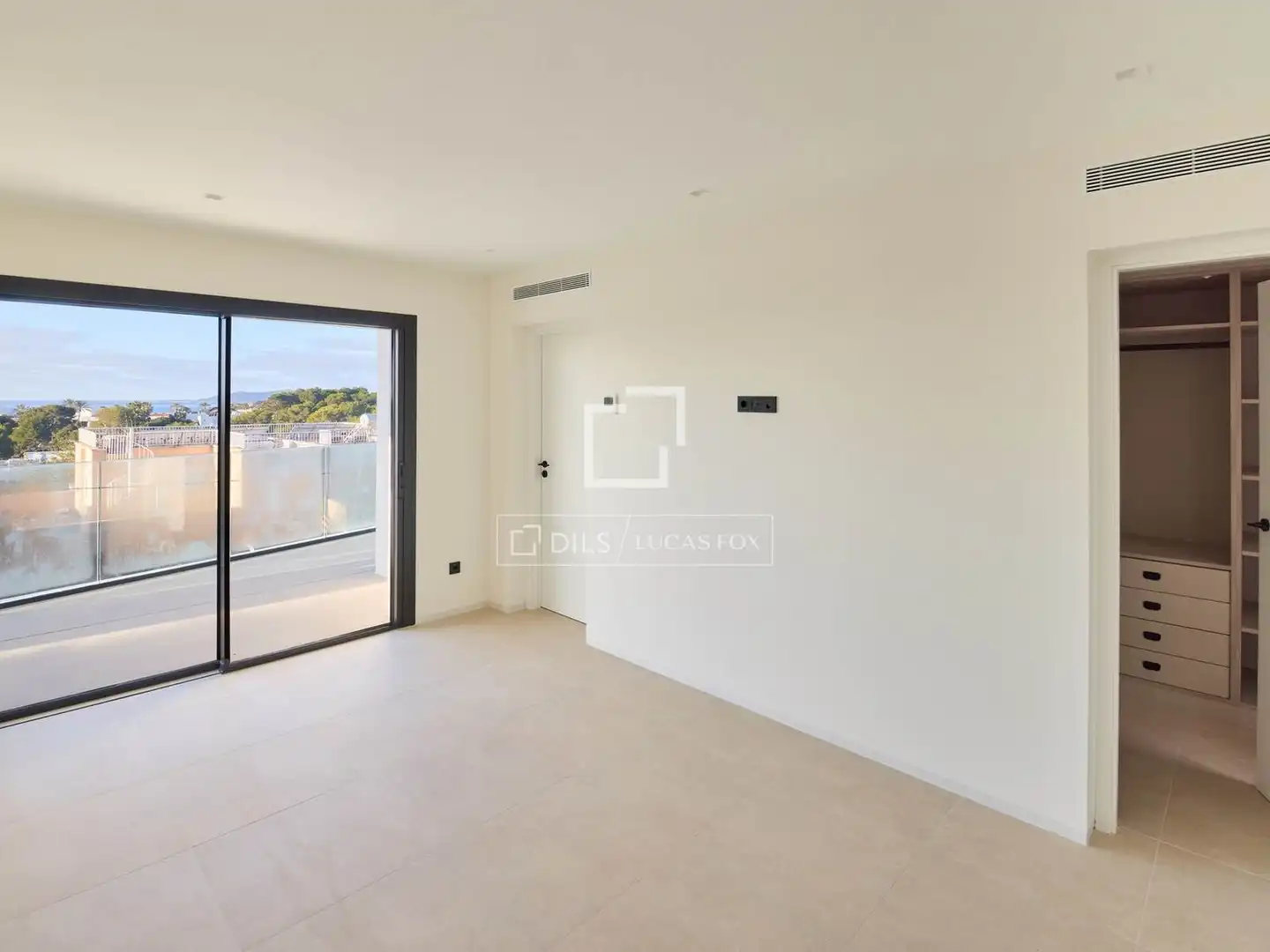 Terrassa de Casa o xalet en venda en Santa Eulària des Riu amb Aire condicionat, Piscina i Balcó