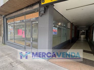 Local commercial à louer à Rúa Senén Canido 5