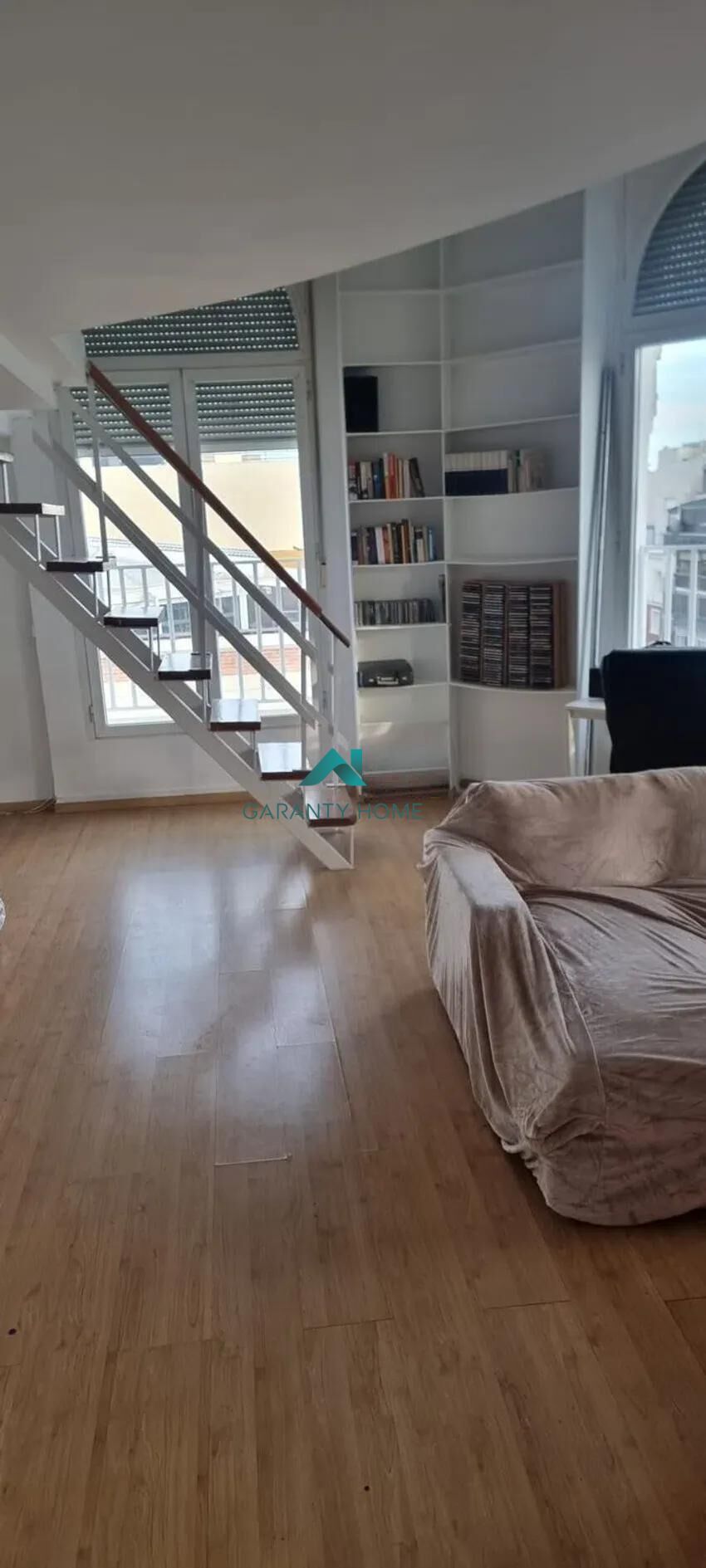Living room of Flat to rent in  Madrid Capital  with Air Conditioner and Terrace