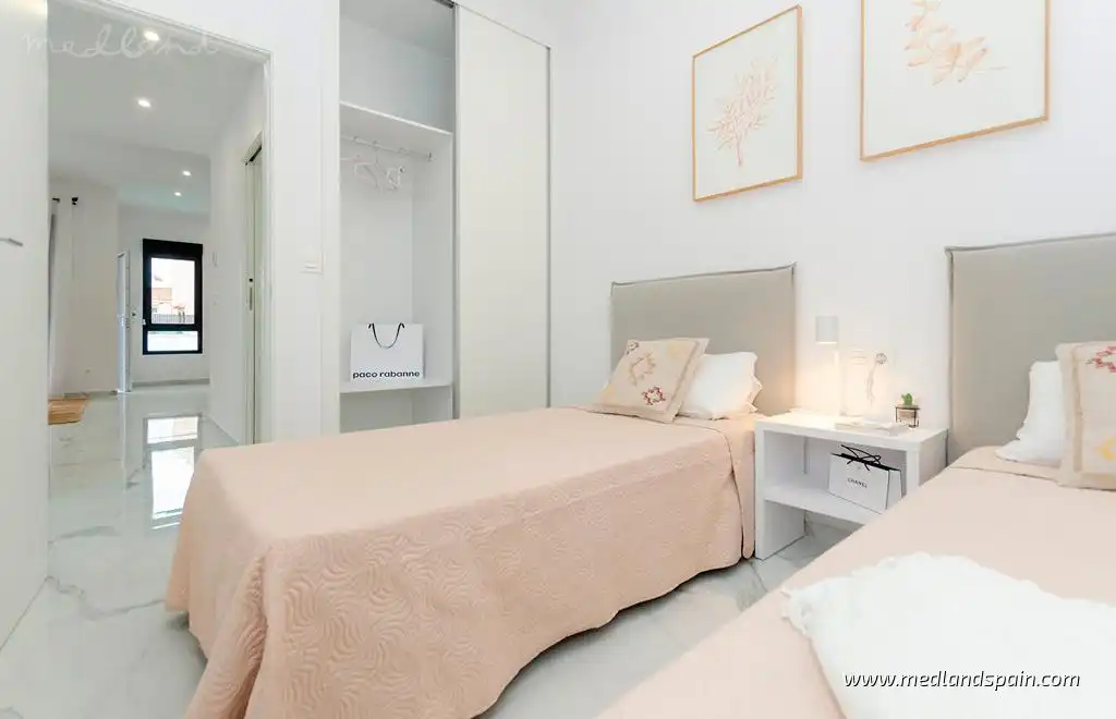 Detached house with pool for sale in Zona Carrefour - Urbanizaciones, imagen 5