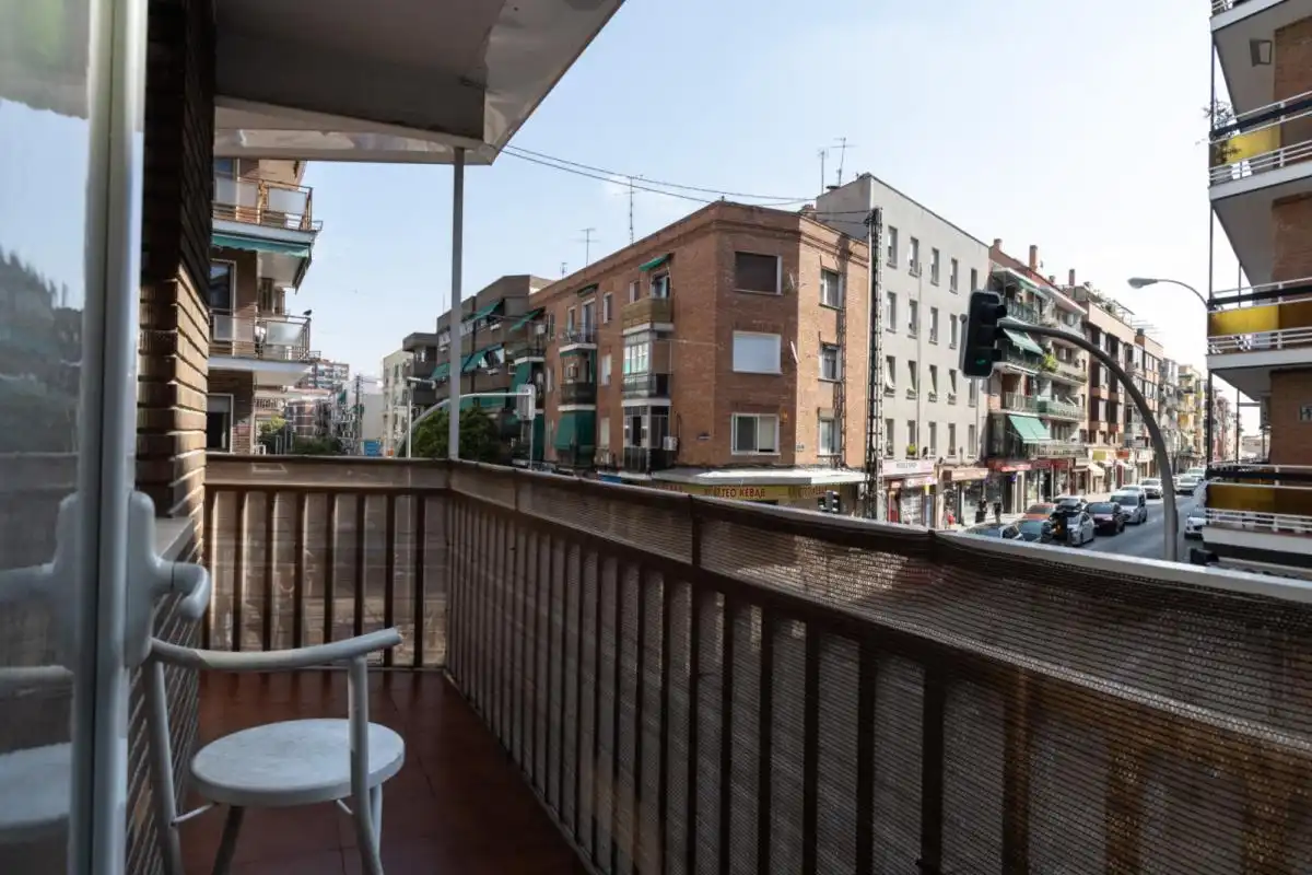 Balcony of Apartments for share in Madrid  with Air Conditioner, Furnished and Oven