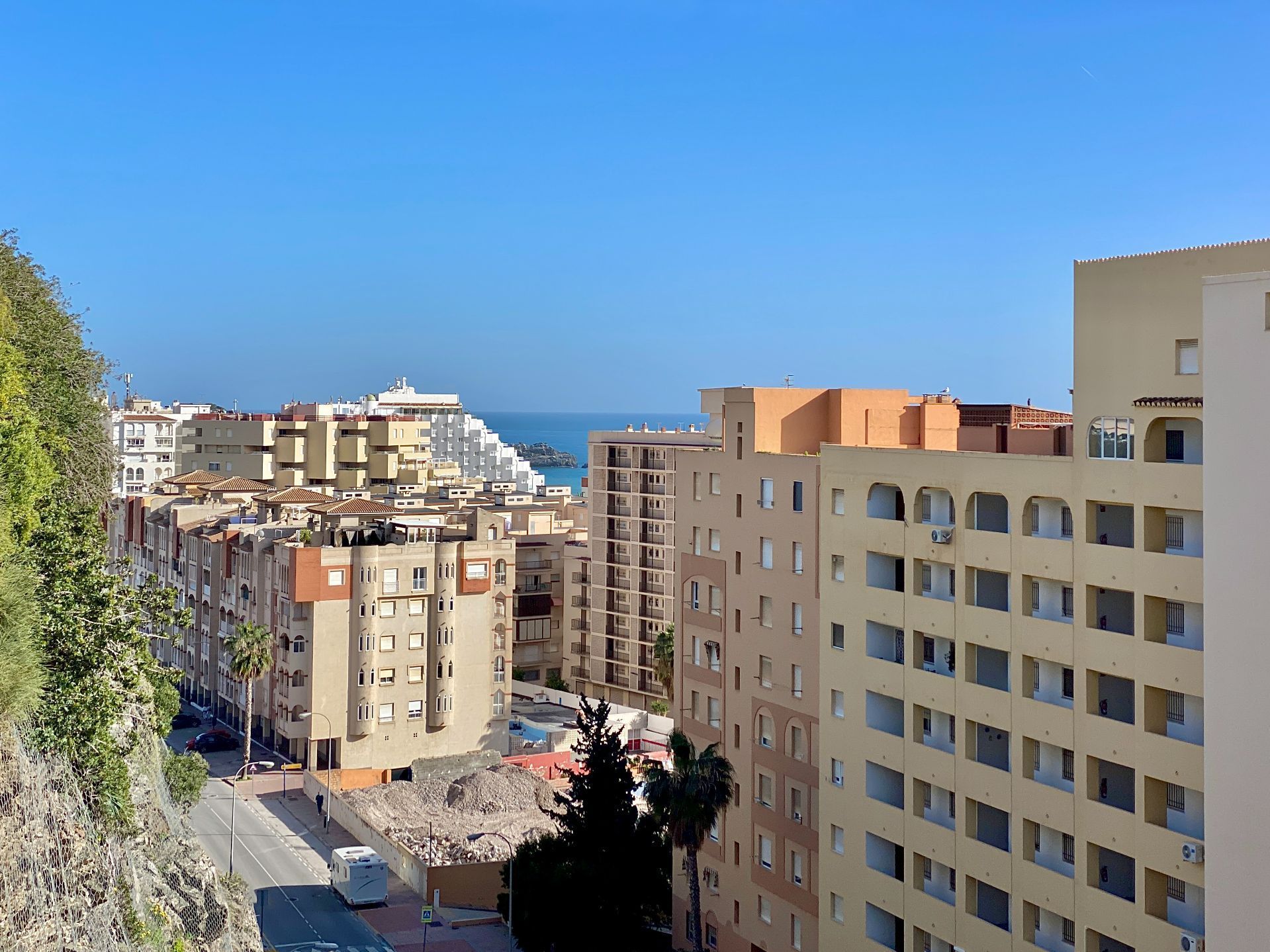 Exterior view of House or chalet for sale in Almuñécar  with Air Conditioner, Heating and Terrace