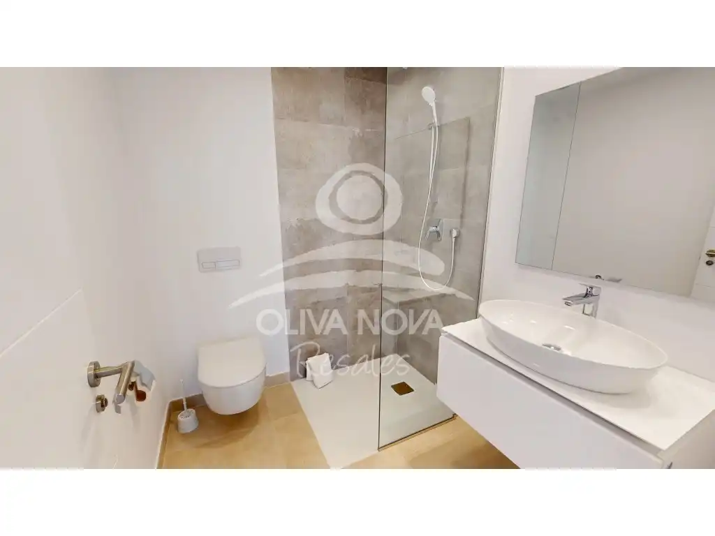Detached homes for sale in Calle Degas, Oliva Nova