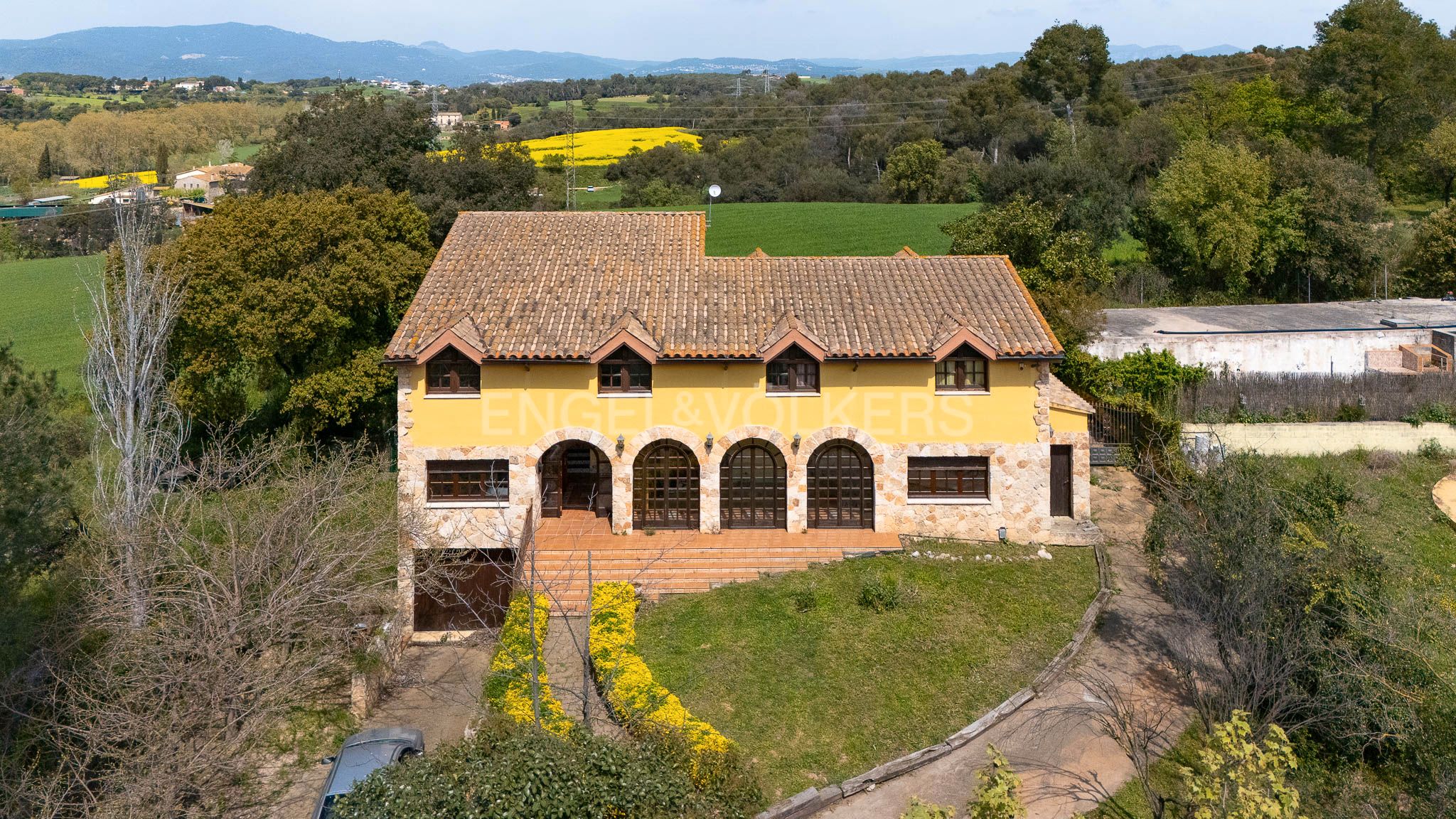 Exterior view of House or chalet for sale in Montcada i Reixac  with Heating, Private garden and Terrace
