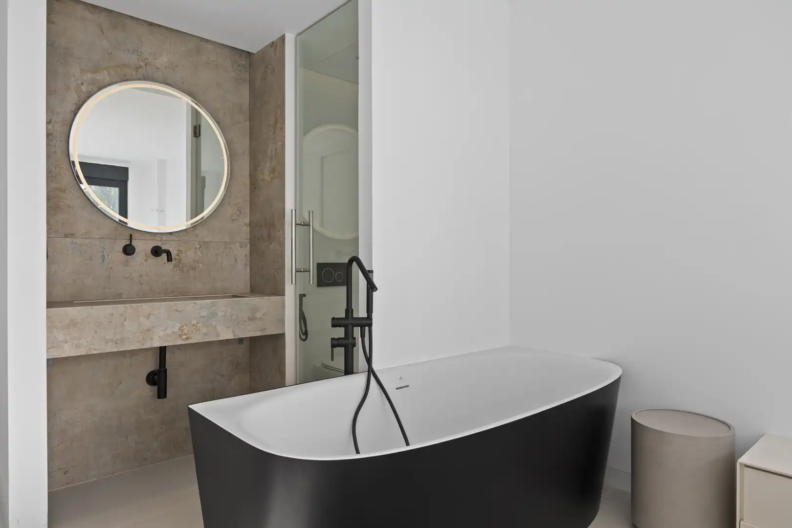 Baño de Ático en venta en Estepona con Aire acondicionado, Terraza y Piscina