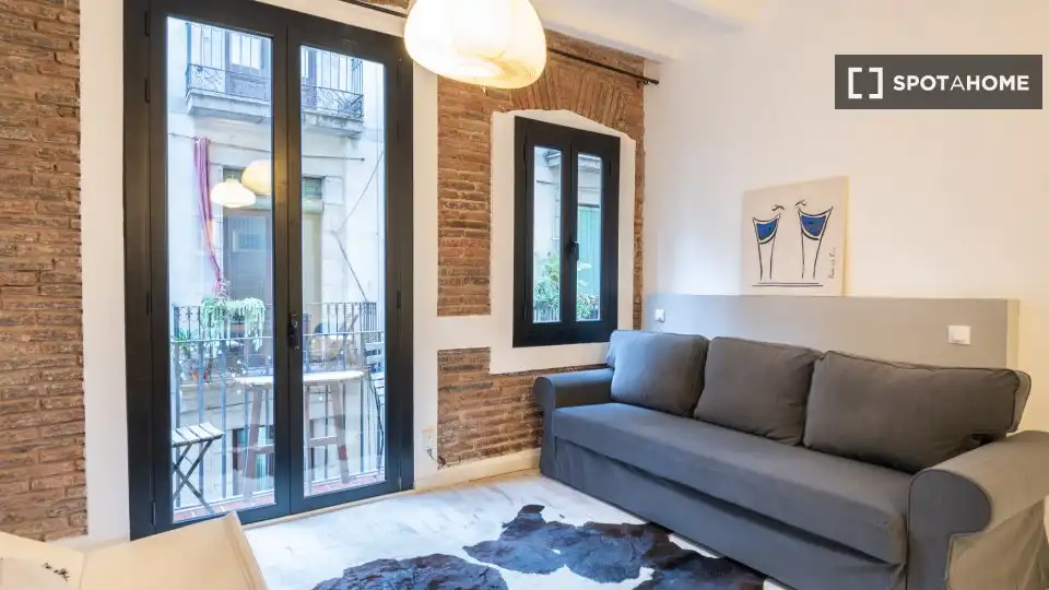 Flat with terrace to rent in Ciutat Vella, imagen 4