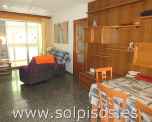 Sala d'estar de Pis en venda en El Prat de Llobregat amb Aire condicionat i Balcó