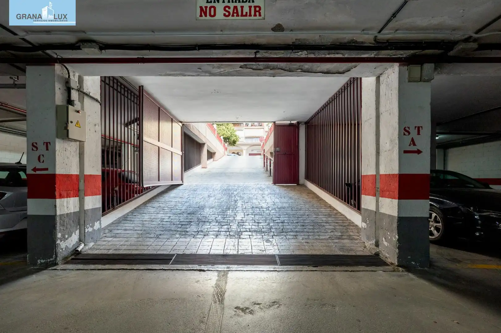 Garage for sale in Cerrillo de Maracena - Periodistas
