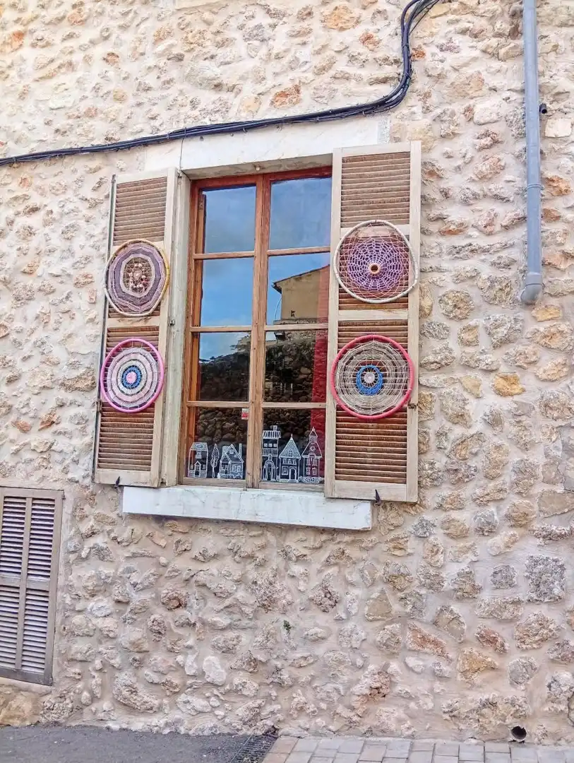 Vista exterior de Local en venda en Selva amb Terrassa
