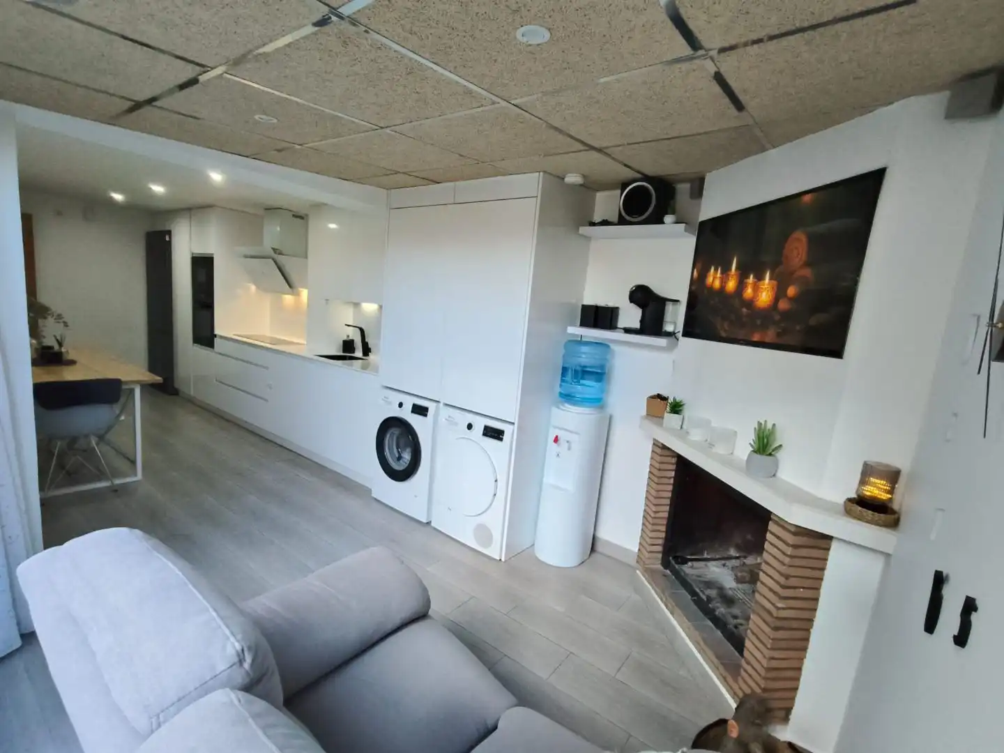 Sala d'estar de Casa adosada en venda en Águilas amb Aire condicionat, Terrassa i Balcó