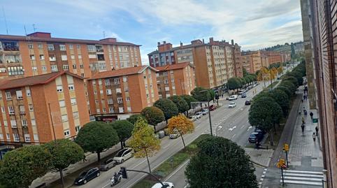 Foto 2 de Pis en venda a Avenida de Gaspar García Laviana, 34, Pumarín, Asturias