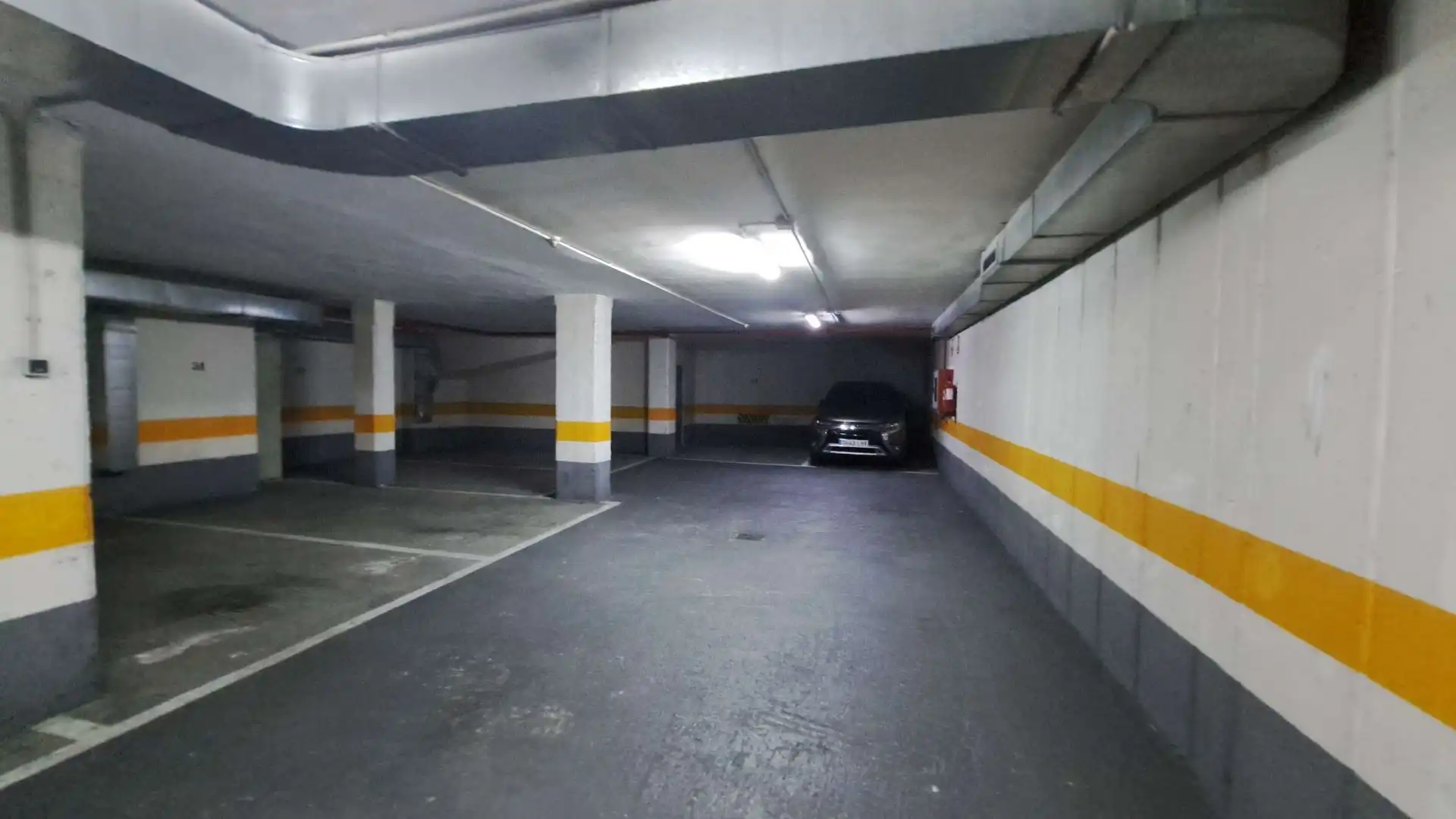 Parkplatz von Garage zum Verkauf in Zaragoza