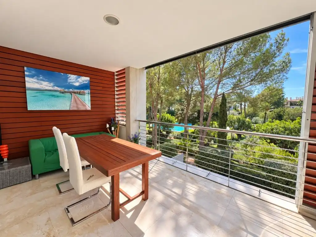 Apartament amb terrassa en venda a Portals Nous
