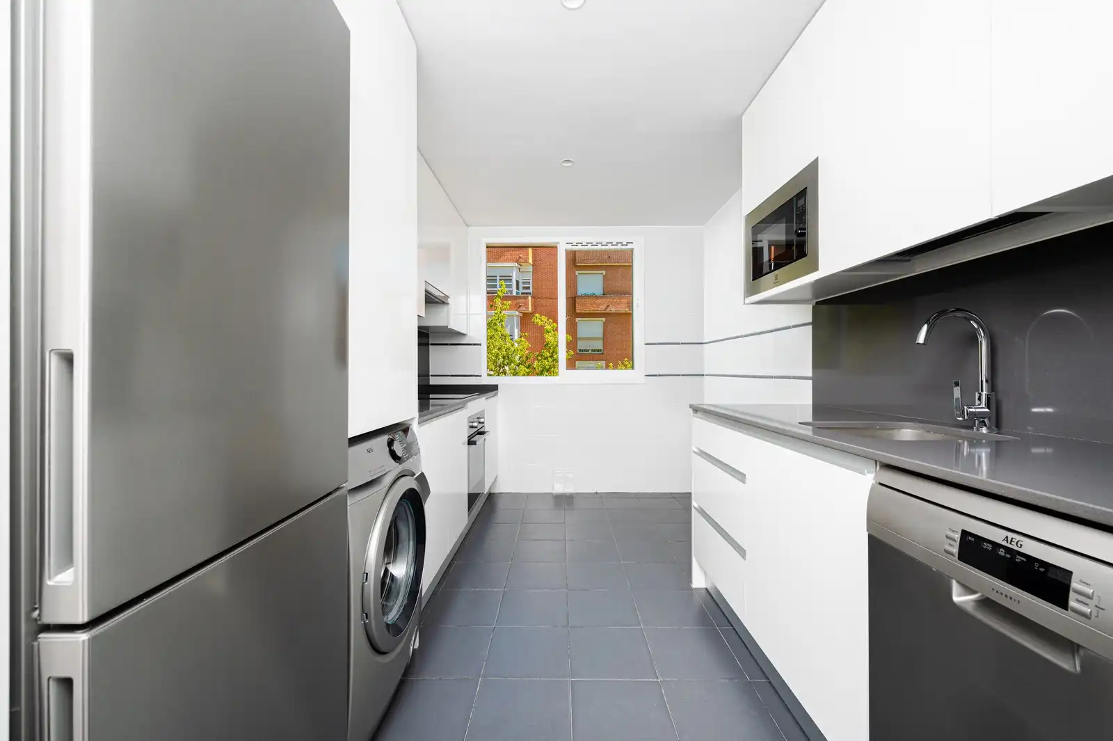 Cocina de Piso de alquiler en Madrid con Trastero