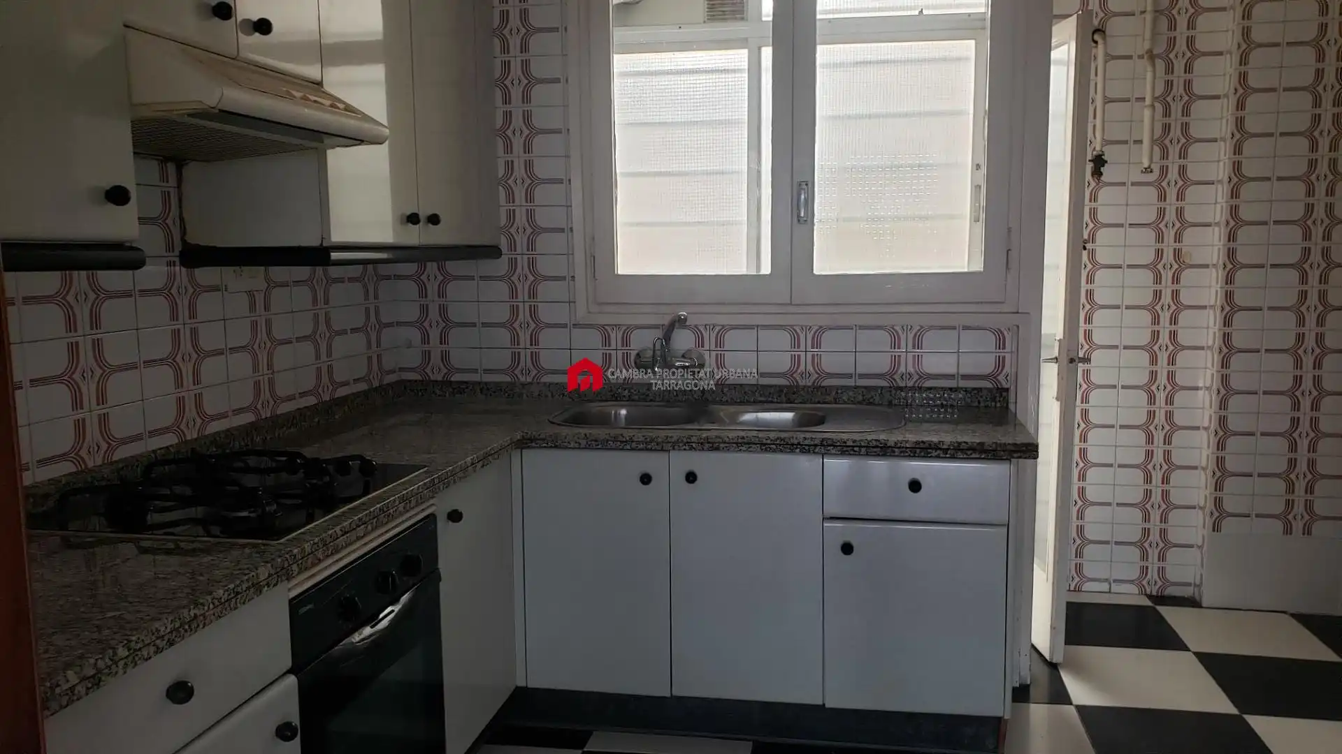 Cuina de Pis en venda en Tarragona amb Calefacció, Terrassa i Balcó