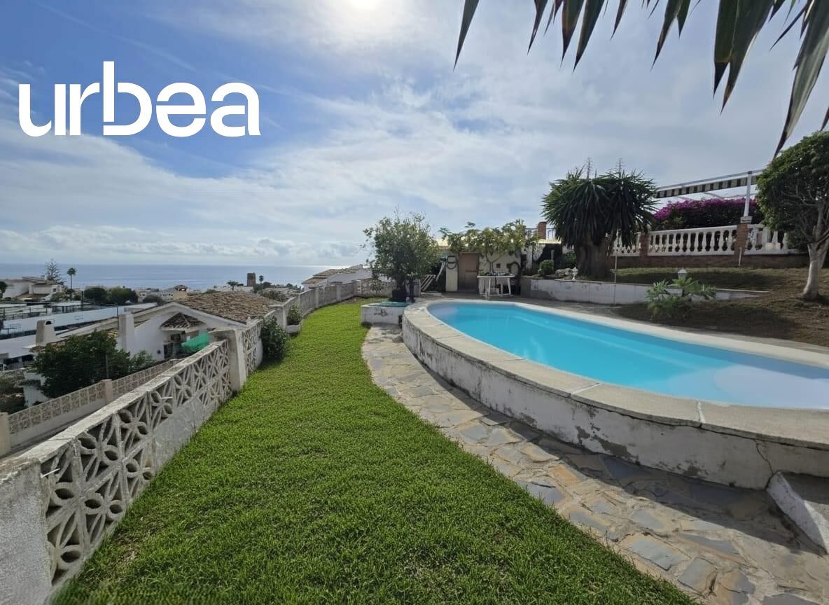 Jardí de Casa o xalet en venda en Benalmádena amb Jardí privat, Terrassa i Piscina