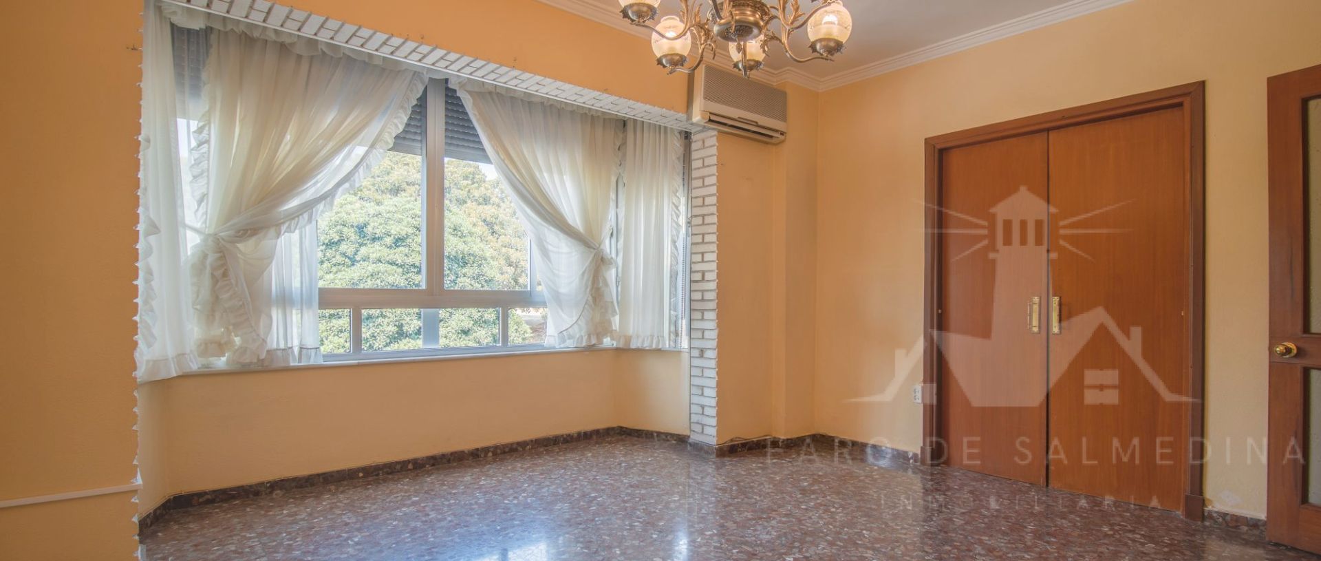 Flat for sale in Calle Asta, Santiago - Coronación