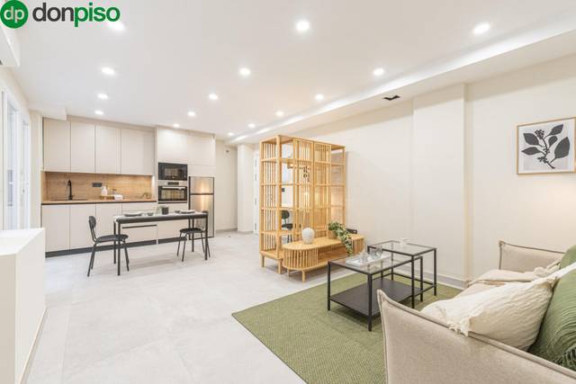 Oficina en Venta en Avenida Avenida del Doctor Gálvez Ginachero en La Trinidad