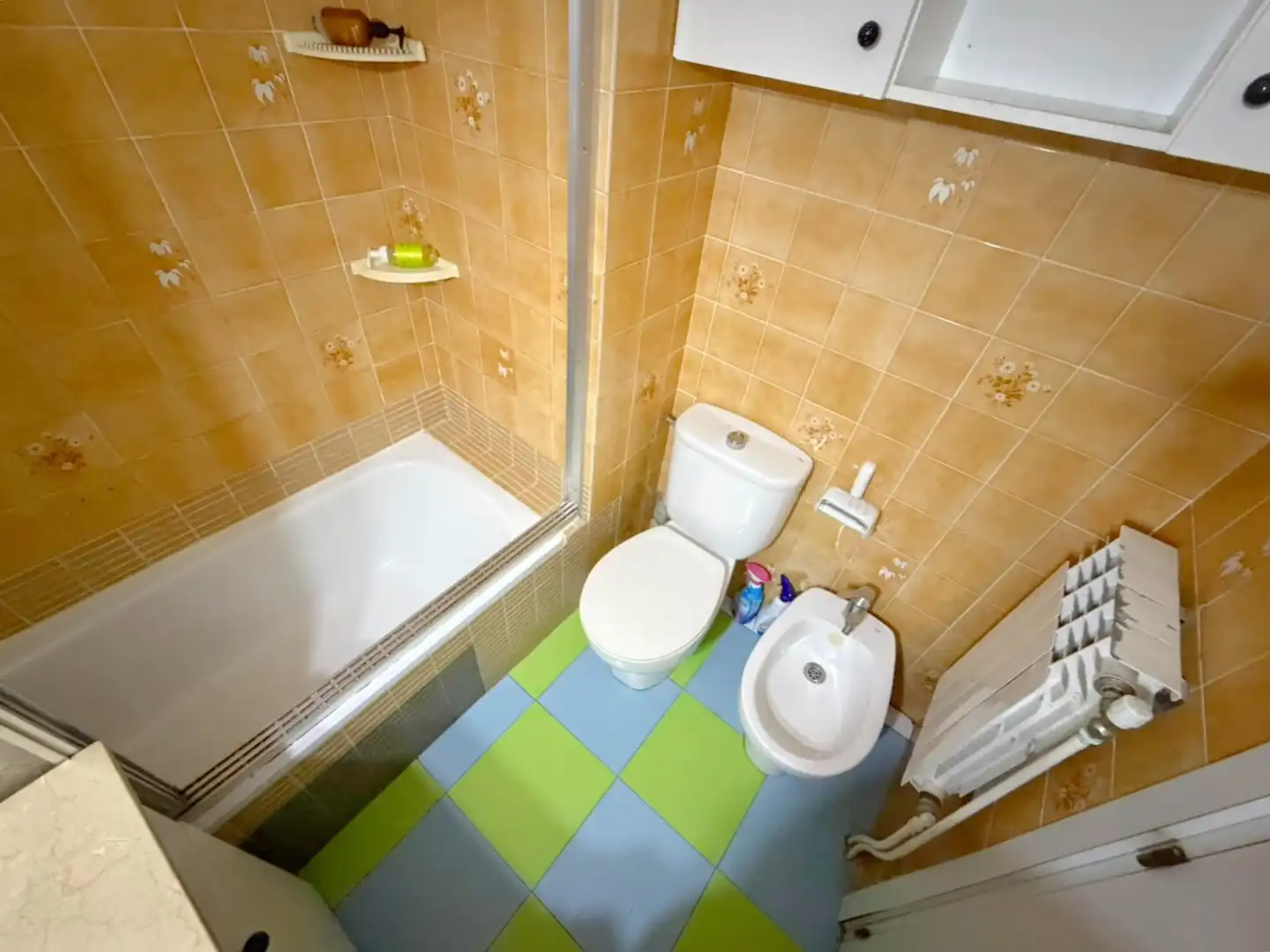 Bany de Pis en venda en El Prat de Llobregat amb Aire condicionat, Calefacció i Parquet