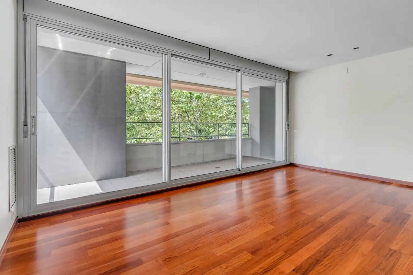 Terraza de Piso en venta en Sant Adrià de Besòs con Aire acondicionado, Calefacción y Jardín privado