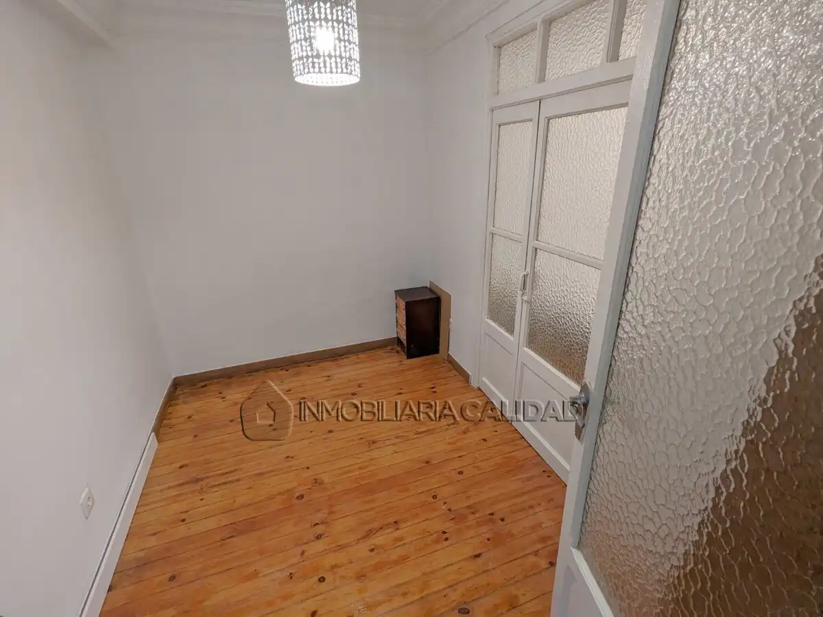 Piso de alquiler en Burgos con Calefacción y Amueblado