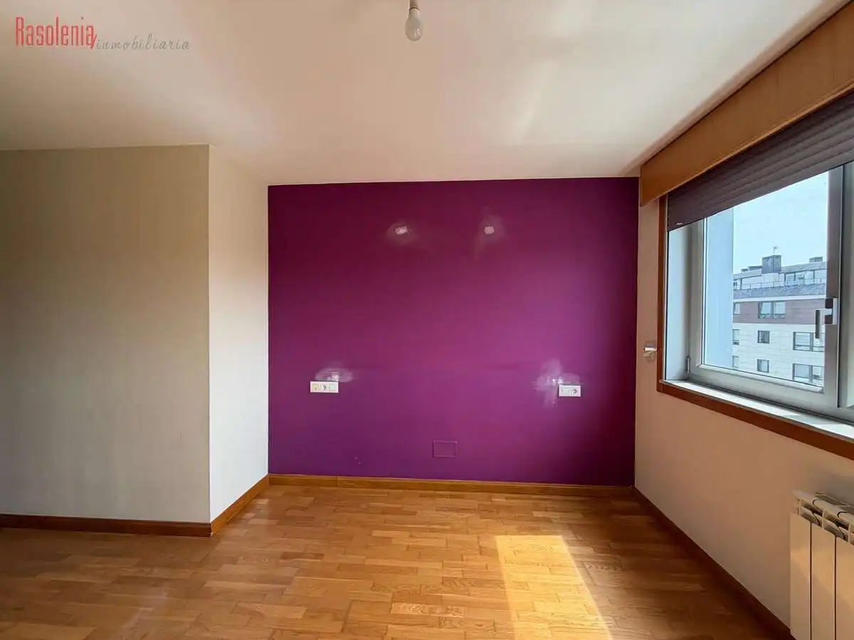 Habitación de Piso en venta en Narón con Calefacción y Trastero