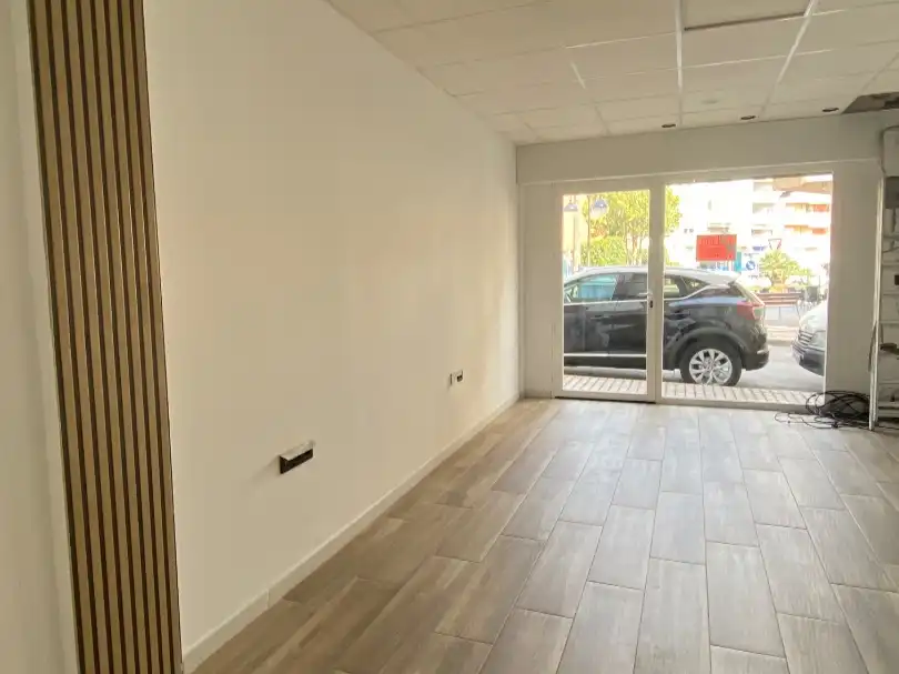 Commercial properties for sale in Puerto Lumbreras  with Internet