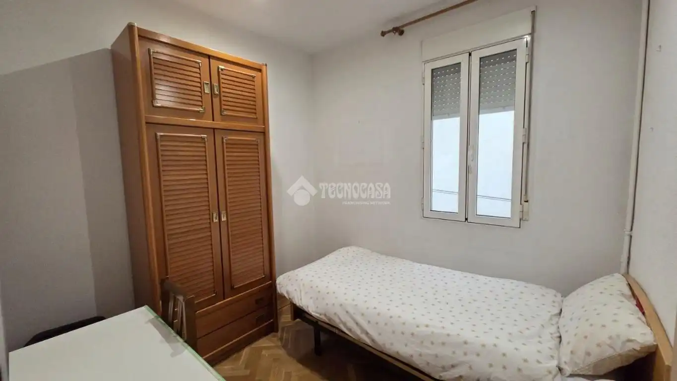 Schlafzimmer von Wohnung zum Verkauf in Madrid mit Heizung und Parkett