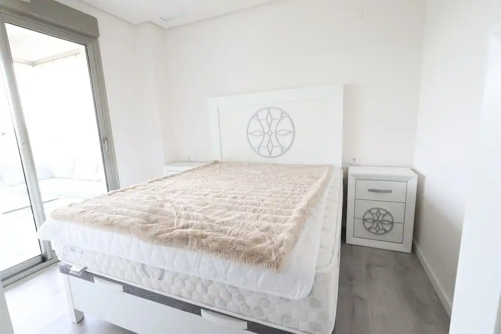 Apartamento con piscina en venta en Orihuela Costa, imagen 11