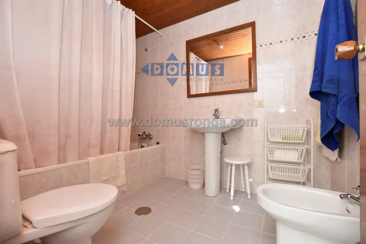 Bathroom of Houses for rent in Ronda  with Terrace and Furnished