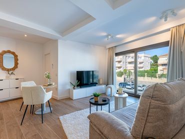 Apartament amb piscina en venda a La Carihuela - Los Nidos