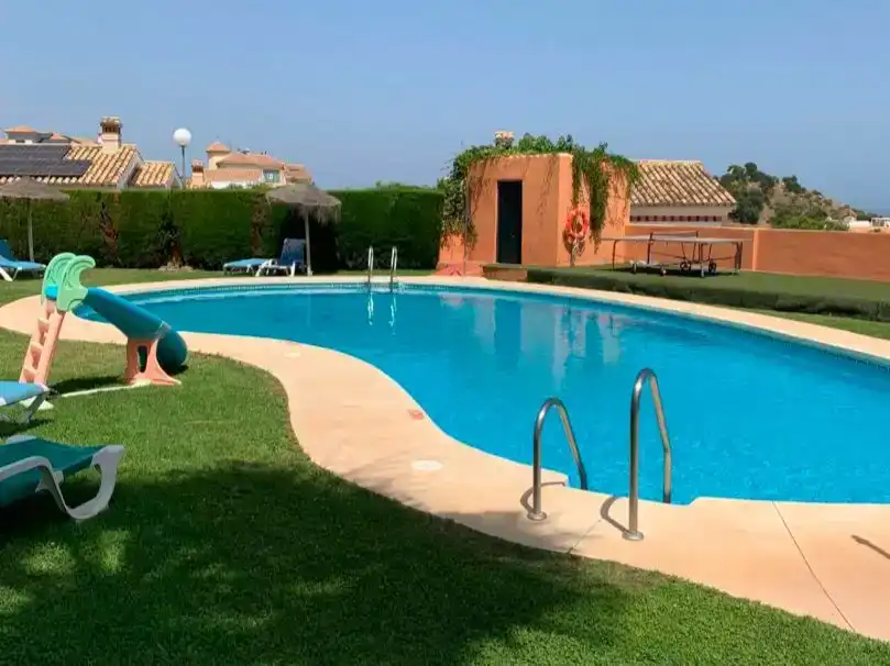 Piscina de Casa o chalet en venta en Benalmádena con Aire acondicionado, Piscina y Balcón