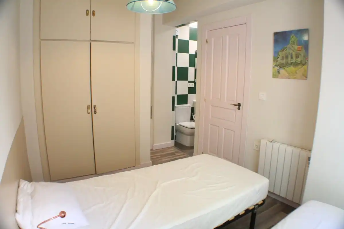 Schlafzimmer von Wohnung zur Miete in Granada mit Klimaanlage, Heizung und Terrasse