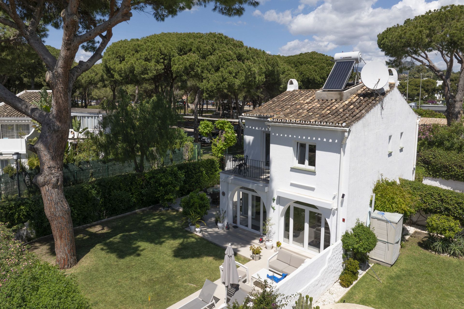 Garden of House or chalet for sale in Estepona  with Air Conditioner, Private garden and Terrace