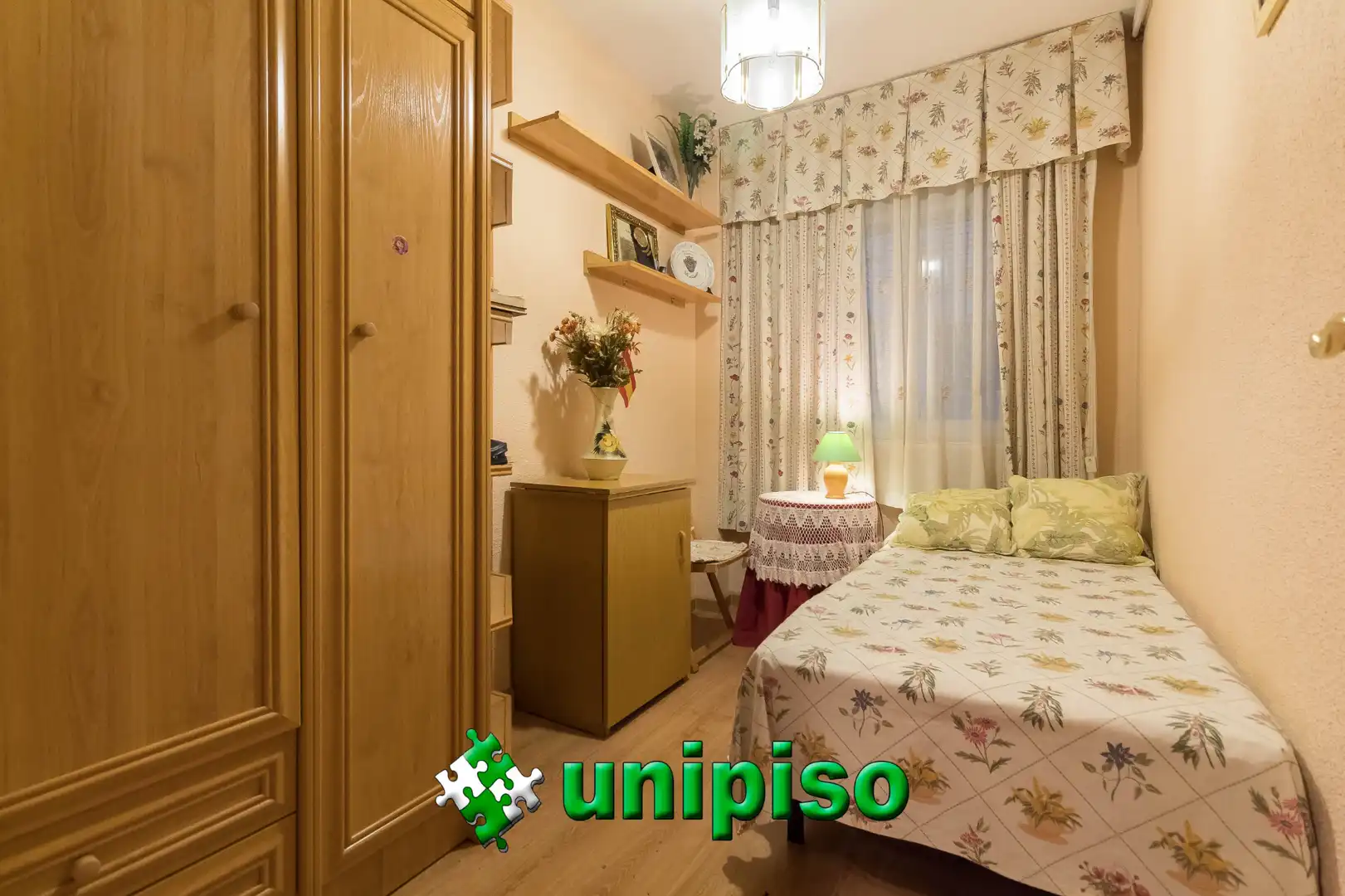 Habitación de Piso en venta en Leganés con Calefacción