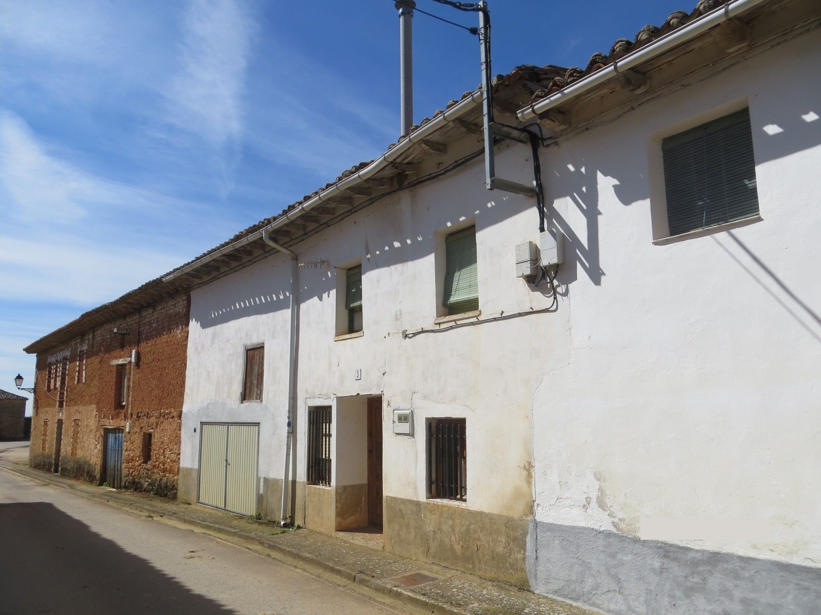Vista exterior de Finca rústica en venda en Sotresgudo
