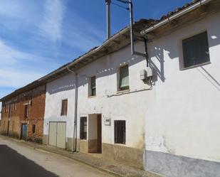 Vista exterior de Finca rústica en venda en Sotresgudo