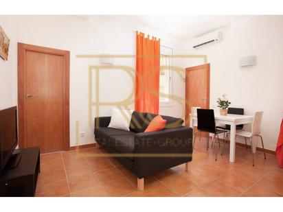Exterior view of Flat to rent in  Barcelona Capital  with Air Conditioner and Furnished