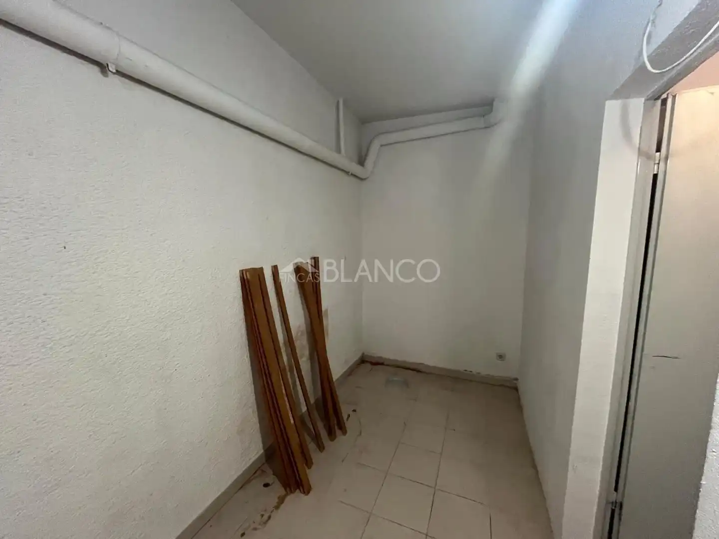 Casa o xalet en venda en Sant Andreu de la Barca amb Calefacció, Traster i Piscina comunitària