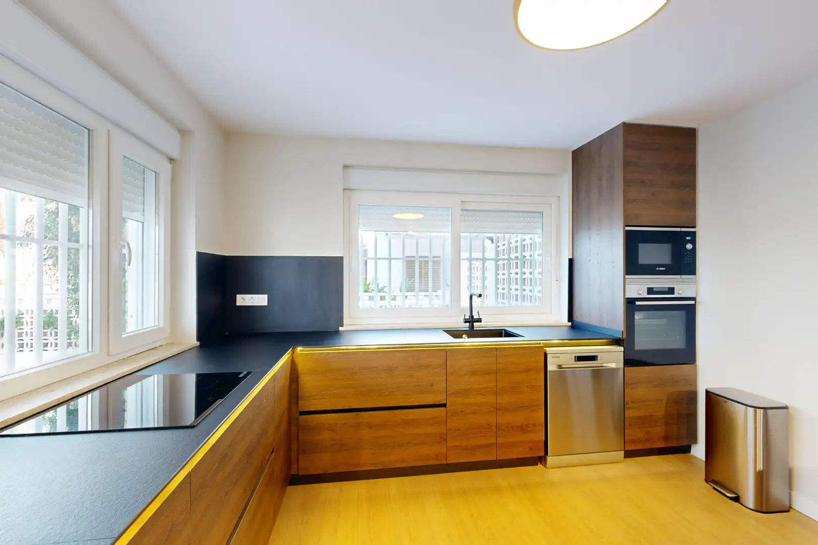 Cocina de Casa o chalet de alquiler en Cartagena con Calefacción, Jardín privado y Parquet