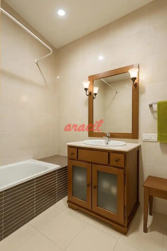 Baño de Casa o chalet en venta en Ourense Capital  con Calefacción, Jardín privado y Terraza