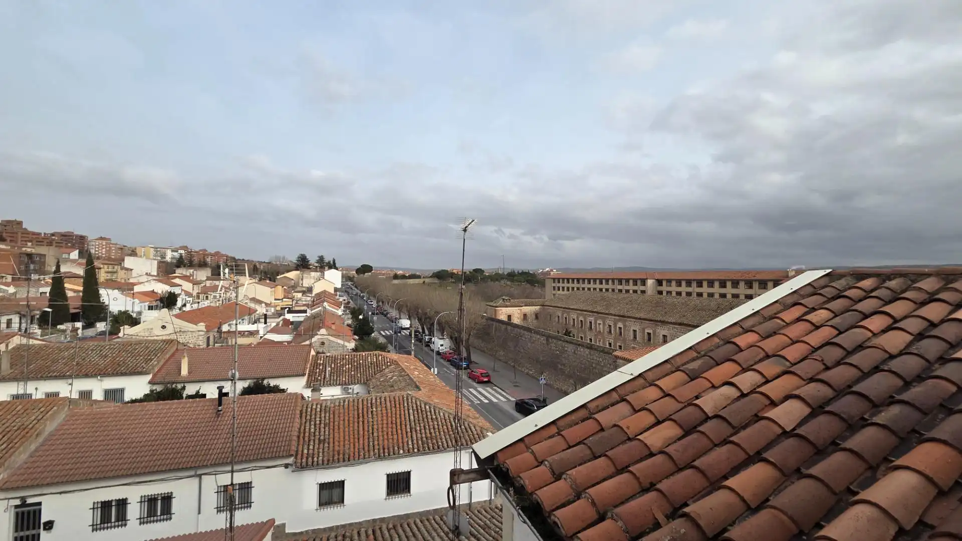 Vista exterior de Piso en venta en Ávila con Calefacción y Amueblado