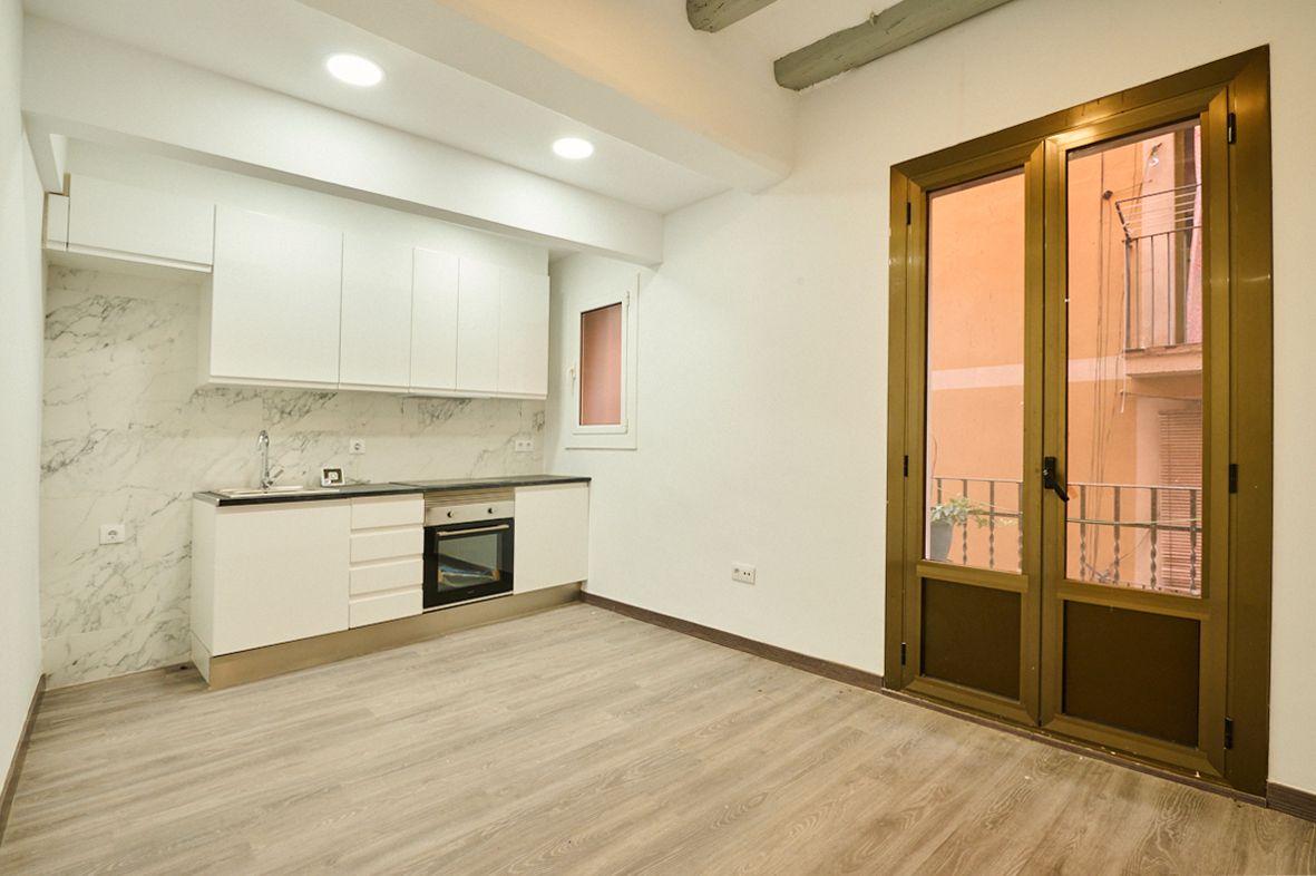 Kitchen of Flat for sale in  Barcelona Capital  with Air Conditioner, Heating and Terrace