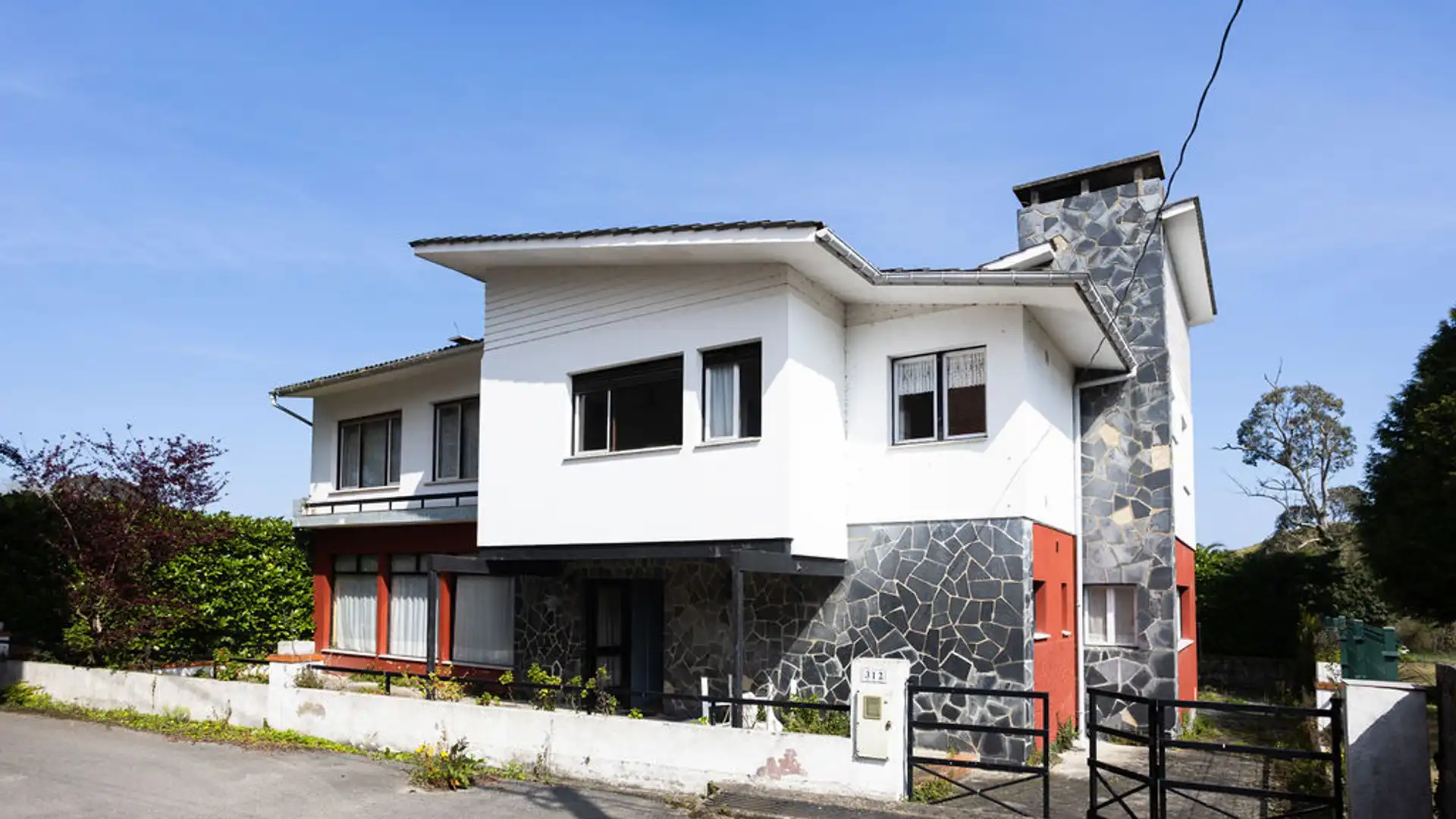 Exterior view of Houses for sale in Colunga  with Heating and Furnished