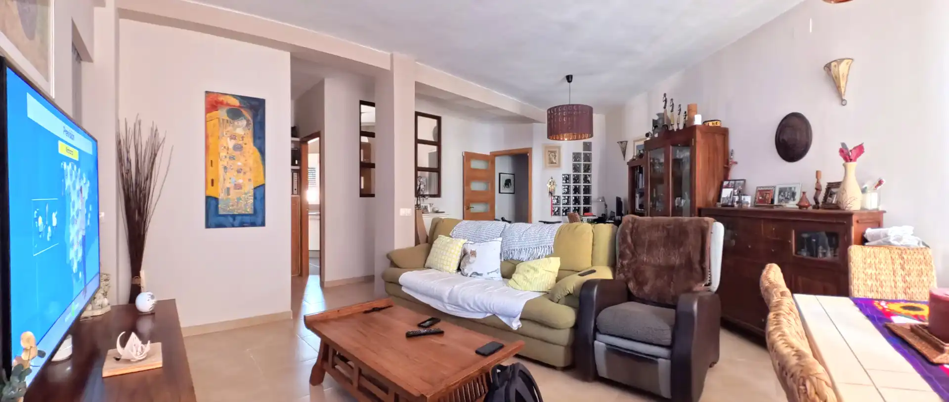 Living room of Flat for sale in Sevilla  with Air Conditioner, Heating and Oven